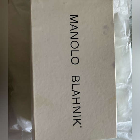 SOLD - Manolo Blahnik D’Orsay black slingback heels with bows - Picture 3 of 11